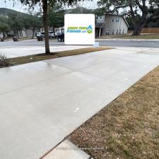 san-antonio-driveway-cleaning 9